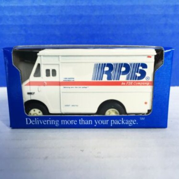 RPS Roadway Packaging System Diecast Step Van 1:64 Scale New in Box - Picture 1 of 6